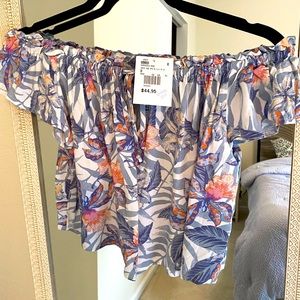 Off the shoulder Rip Curl top (new w/tag)